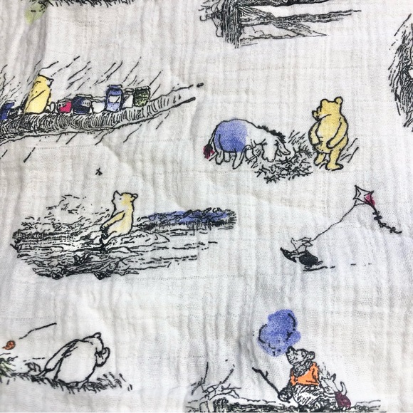 Aden & Anais Pooh muslin swaddle / Disneyland plush Pooh, Tigger, Eeyore bundle - Picture 3 of 9